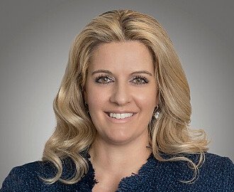 Ein Gespräch mit Anita Reichmuth, Gründerin & Inhaberin der Human Professional Personalberatung AG Ein Gespräch mit Anita Reichmuth, Gründerin & Inhaberin der Human Professional Personalberatung AG