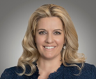 Ein Gespräch mit Anita Reichmuth, Gründerin & Inhaberin der Human Professional Personalberatung AG Ein Gespräch mit Anita Reichmuth, Gründerin & Inhaberin der Human Professional Personalberatung AG