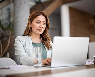 Ermessensabhängige Gratifikation und Leistungslohn Ermessensabhängige Gratifikation und Leistungslohn